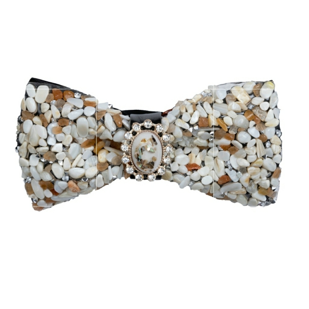 Bow tie